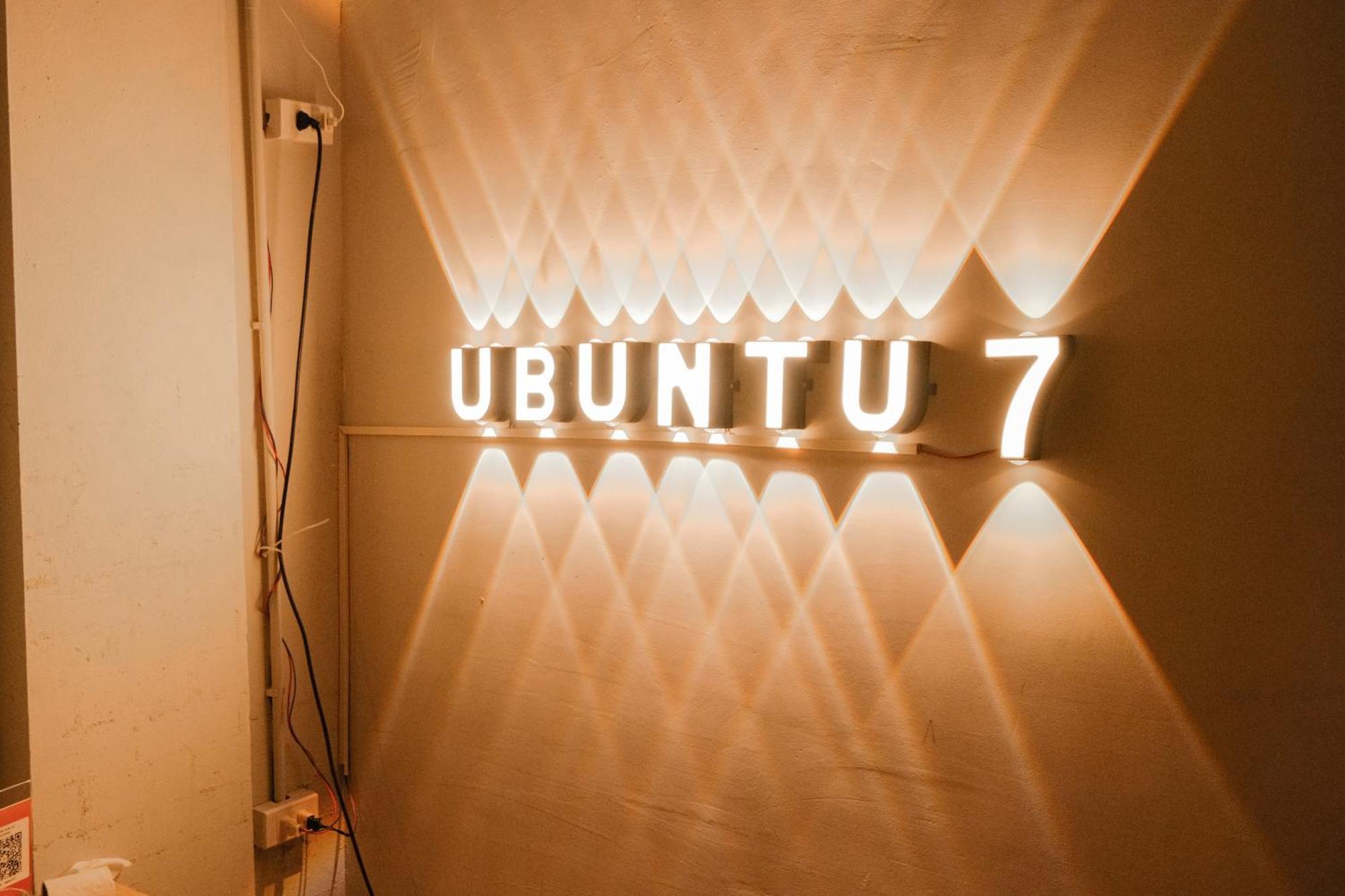 Ubuntu Homestay & Tours Ханой Экстерьер фото